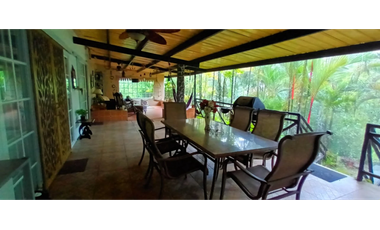 Venta de Casa en Altos de Cerro Azul