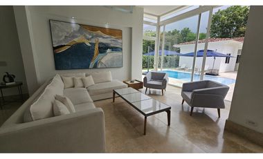 VENTA CASA EN SANTA MARIA FAIRWAY ESTATES (DV)