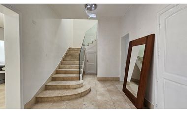 VENTA CASA EN SANTA MARIA FAIRWAY ESTATES (DV)