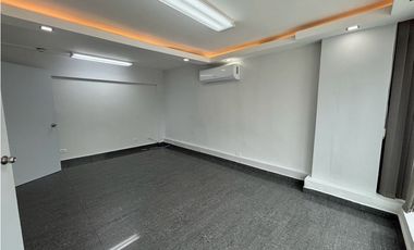 ALQUILER OFICINA CALLE 50 3 ESPACIOS (DV)