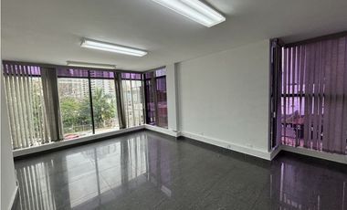 ALQUILER OFICINA CALLE 50 3 ESPACIOS (DV)