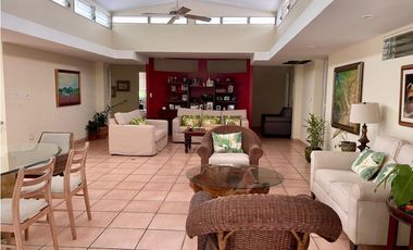 CASA EN HERBRUGER