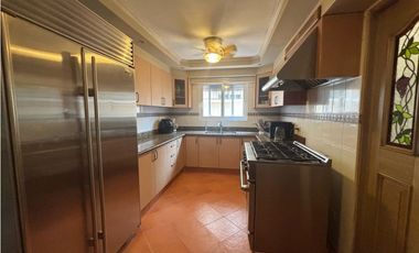 EN VENTA CASA ALBROOK GARDEN