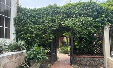 EN VENTA CASA ALBROOK GARDEN