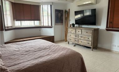 EN VENTA CASA ALBROOK GARDEN