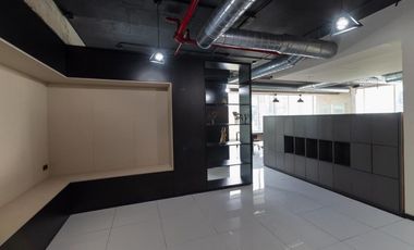 ALQUILER OFICINA CALLE 50 AMOBLADA (DV)