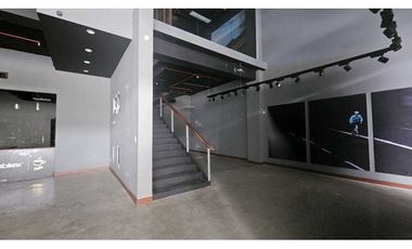 ALQUILER LOCAL COMERCIAL CON MEZZANINE SAN FRANCISCO (MR)