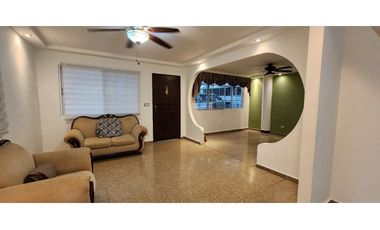 VENDO CASA EN JUAN DAZ SANTA CLARA