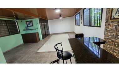 VENDO CASA EN JUAN DAZ SANTA CLARA