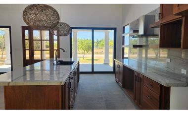 Casa con Vista al Mar – Exclusivo Desarrollo Privado