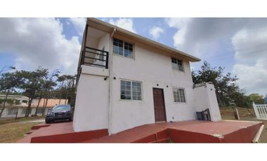 Venta Casa en Altos de Cerro Azul