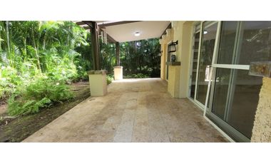 Villa Unifamiliar en Tucan Country Club - Cocoli