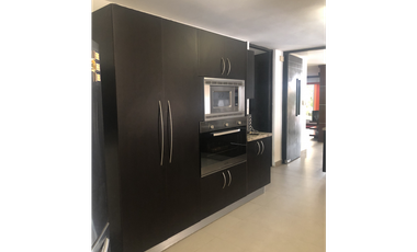 VENTA CASA CON PISCINA Y TERRAZA  OBARRIO (CP)