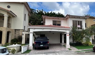 VENTA DE CASA EN CONDADO DEL REY RESIDENCIAL PASEO DORADO