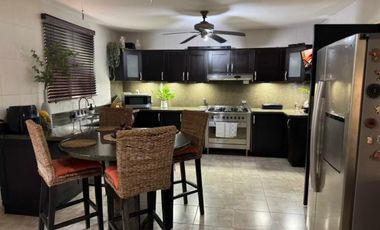 VENTA DE CASA EN CONDADO DEL REY RESIDENCIAL PASEO DORADO