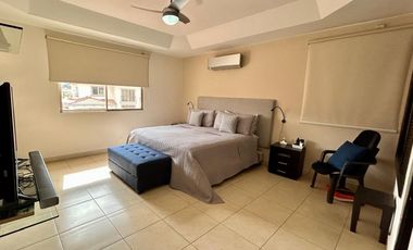 VENTA DE CASA EN CONDADO DEL REY RESIDENCIAL PASEO DORADO