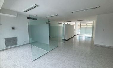 ALQUILER OFICINA EN BELLA VISTA (DV)
