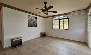 VENTA CASA CLAYTON VILLAGE (DV)