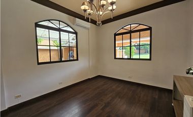 VENTA CASA CLAYTON VILLAGE (DV)