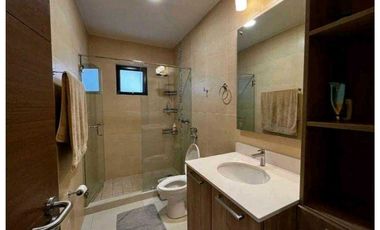 VENTA APARTAMENTO EMBASSY VILLAGE (MR)