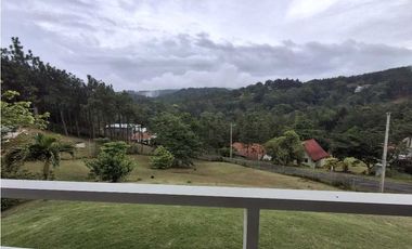Venta de Casa en Altos de Cerro Azul