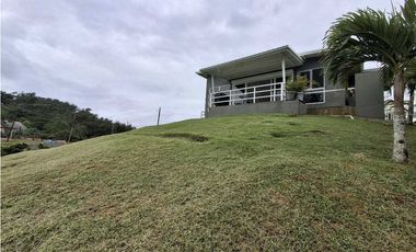 Venta de Casa en Altos de Cerro Azul