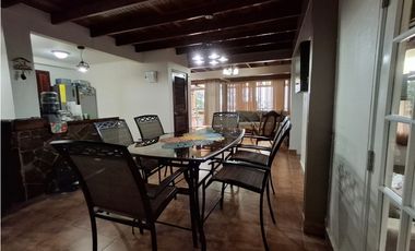 VENTA DE CASA EN CERRO AZUL