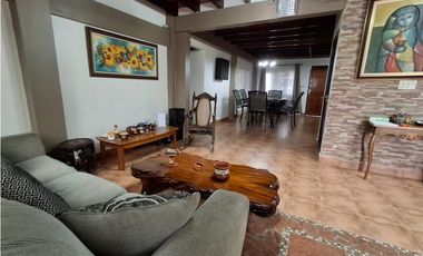 VENTA DE CASA EN CERRO AZUL