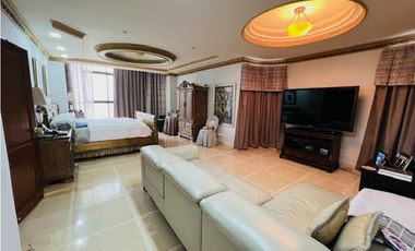 VENDO PENTHOUSES EN MARBELLA, 407M2, MAS 170M2 DE TERRAZA, 4 HAB.