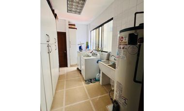 VENDO PENTHOUSES EN MARBELLA, 407M2, MAS 170M2 DE TERRAZA, 4 HAB.
