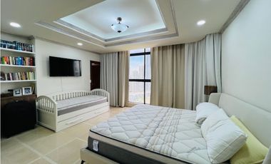 VENDO PENTHOUSES EN MARBELLA, 407M2, MAS 170M2 DE TERRAZA, 4 HAB.