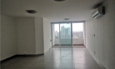 ALQUILO APARTAMENTO EN SAN FRANCISCO, 3 RECAMARAS, LINEA BLANCA.