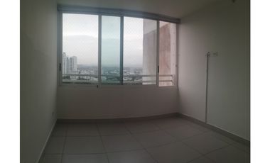 ALQUILO APARTAMENTO EN SAN FRANCISCO, 3 RECAMARAS, LINEA BLANCA.