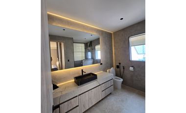 VENDO APARTAMENTO EN PUNTA PACIFICA, 3 RECAMARAS, REMODELADO, 308M2.