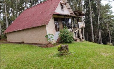 VENTA DE CASA EN ALTOS DE CERRO AZUL