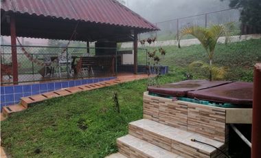 VENTA DE CASA EN ALTOS DE CERRO AZUL