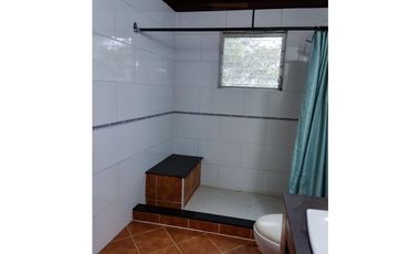 Venta casa en Altos de Cerro Azul