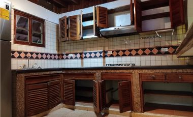 Venta casa en Altos de Cerro Azul