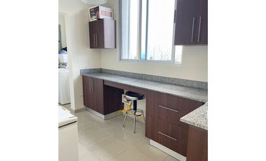 ALQUILO APARTAMENTO EN COCO DEL MAR, AMOBLADO, 3 RECAMARAS, 278M2.