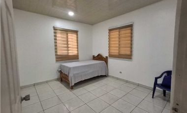 Venta de Casa en Altos de Cerro Azul