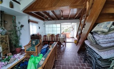 Venta de casa Altos de Cerro Azul