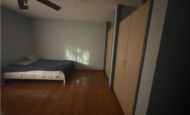 VENTA DE CASA EN CLAYTON