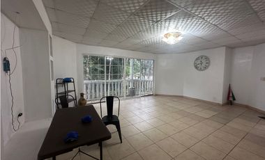 Venta de Casa en Altos de Cerro Azul
