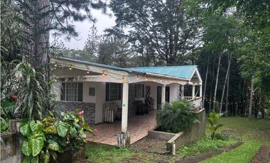Venta de Casa en Altos de Cerro Azul
