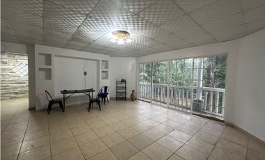 Venta de Casa en Altos de Cerro Azul