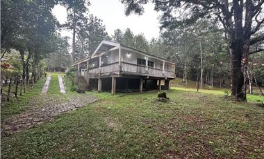 Venta de Casa en Altos de Cerro Azul