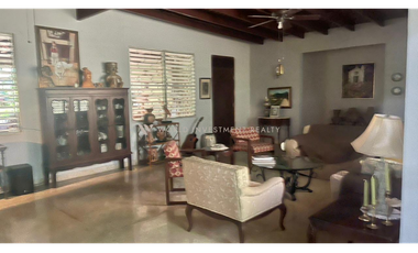 Casa en venta con piscina en Las Cumbres