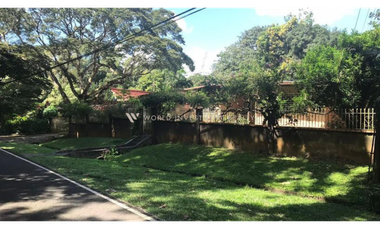 Casa en venta con piscina en Las Cumbres
