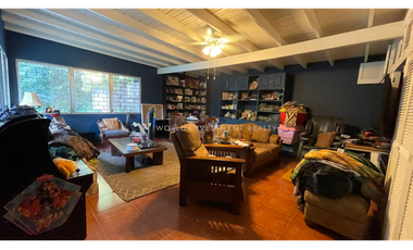 Casa en venta con piscina en Las Cumbres