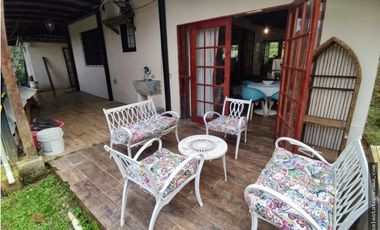 SE VENDE CASA EN ALTOS DE CERRO AZUL